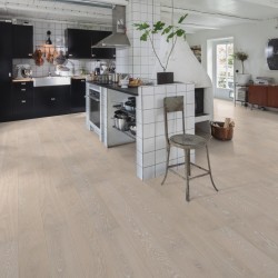 Паркетная доска Kahrs Новая классика Дуб Снег Nouveau Snow 151N8EEK0WKW220 Lively 2266×187×15