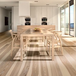 Паркетная доска Kahrs Песочная Ясень Сендвиг Sandvig 151L87AK0VKW220 Lively 2266×187×15