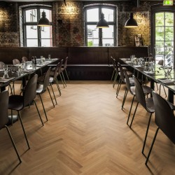 Инженерная доска Kahrs Студио Дуб CD под маслом Oak CD natural oiled HB 111PCDEKF0KH050 Lively венгерская елка 490×70×11