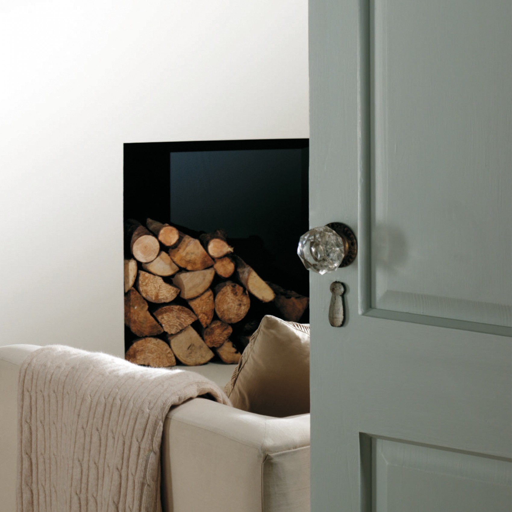 Краска Little Greene цвет Portland Stone 77 Absolute Matt 0,25 л Краска Little Greene цвет Portland Stone 77 Absolute Matt 0,25 л