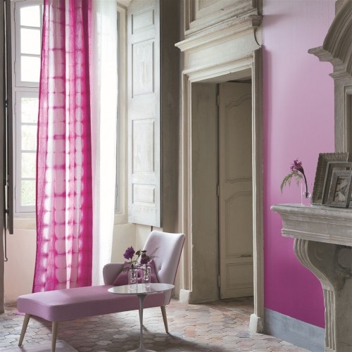 Панно Designers Guild Marquisette Saraille-Fuchsia P600/06 Панно Designers Guild Marquisette Saraille-Fuchsia P600/06
