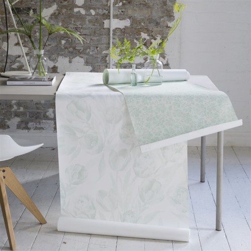 Обои Designers Guild Marquisette Fontainebleau-Pale Celadon PDG685/02 Обои Designers Guild Marquisette Fontainebleau-Pale Celadon PDG685/02