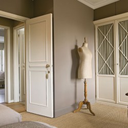 Потолочный плинтус под покраску Orac Decor Orac Luxxus C304 2000×72×122