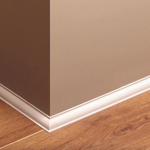 Потолочный плинтус под покраску гибкий Orac Decor Axxent CX132F 2000×20×20