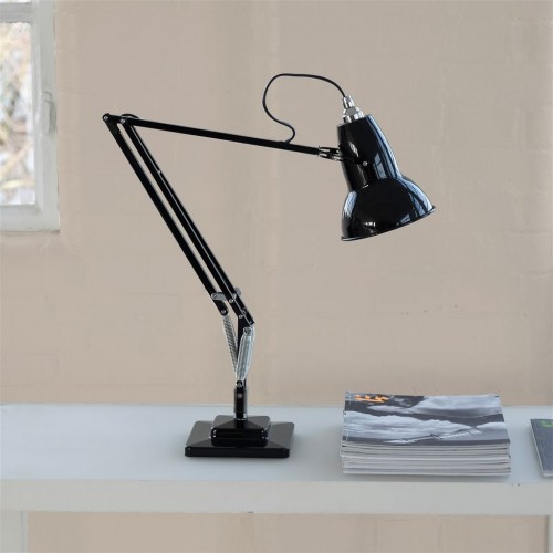 Краска Designers Guild цвет Cotswold Stone 25 Perfect Matt 0.125 л Краска Designers Guild цвет Cotswold Stone 25 Perfect Matt 0.125 л