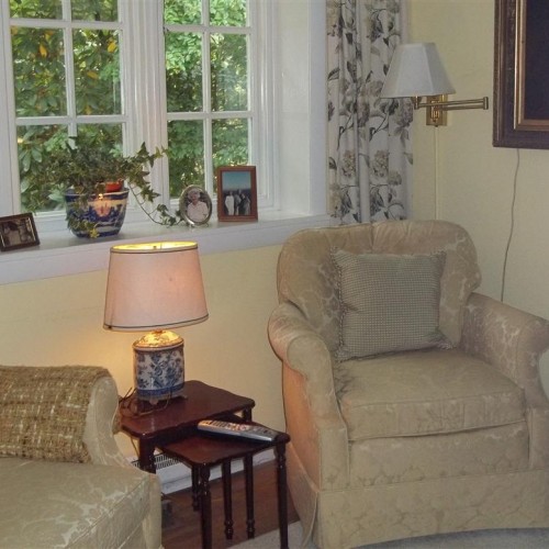 Краска Farrow & Ball цвет Farrows Cream 67 Estate Emulsion 0,1 л Краска Farrow & Ball цвет Farrows Cream 67 Estate Emulsion 0,1 л