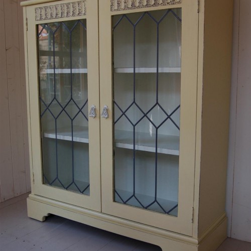 Краска Farrow & Ball цвет Hound Lemon 2 Full Gloss 2,5 л Краска Farrow & Ball цвет Hound Lemon 2 Full Gloss 2,5 л