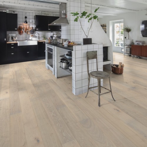 Паркетная доска Kahrs Новая классика Дуб Блонд Nouveau Blonde 151N8AEKP1KW240 Lively 2420×187×15 Паркетная доска Kahrs Новая классика Дуб Блонд Nouveau Blonde 151N8AEKP1KW240 Lively 2420×187×15