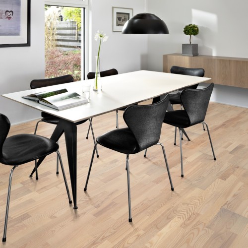 Паркетная доска Kahrs Песочная Ясень Скаген Skagen 153N18AK0VKW240 Variation 2423×200×15 Паркетная доска Kahrs Песочная Ясень Скаген Skagen 153N18AK0VKW240 Variation 2423×200×15