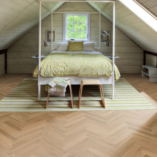 Инженерная доска Kahrs Студио Дуб AB матовый Oak AB natural matt lacquer HB 111PABEK09KE050 Calm венгерская елка 490×70×11 Инженерная доска Kahrs Студио Дуб AB матовый Oak AB natural matt lacquer HB 111PABEK09KE050 Calm венгерская елка 490×70×11