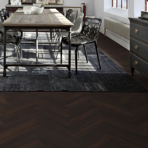 Инженерная доска Kahrs Студио Дуб AB копченый под маслом Smoked Oak AB oiled HB 111PABEKFCKE050 Calm венгерская елка 490×70×11