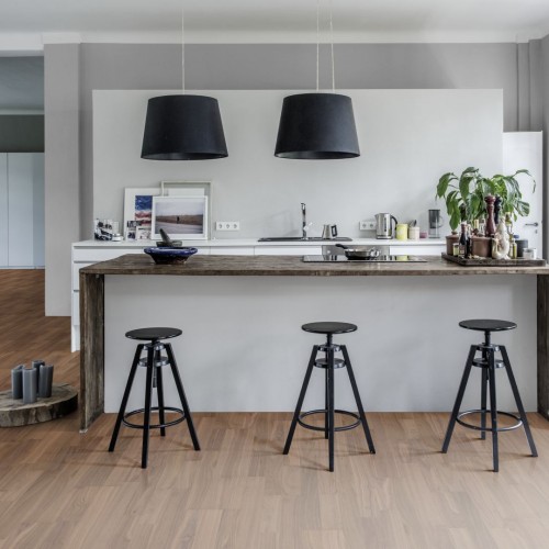 Паркетная доска Kahrs Life Орех Pure Walnut LTCLRW3010-193 Calm 1225×193×7 Паркетная доска Kahrs Life Орех Pure Walnut LTCLRW3010-193 Calm 1225×193×7