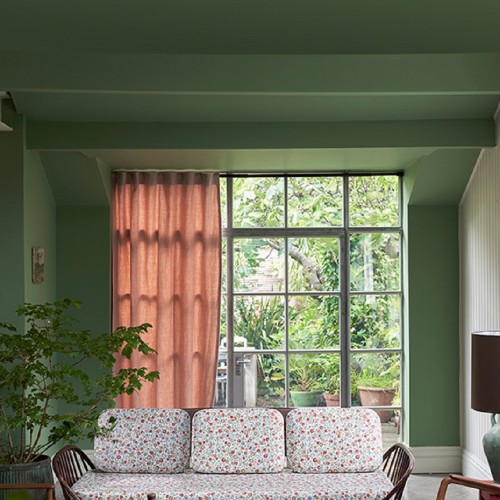 Краска Farrow & Ball Liberty цвет Suffield Green 77 Estate Emulsion 0,1 л фото в интерьере