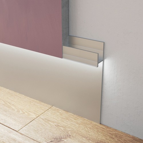 Плинтус алюминиевый скрытый Ликорн C-02.2.1 блестящий с подсветкой 2050×105×13,3 Плинтус алюминиевый скрытый Ликорн C-02.2.1 блестящий с подсветкой 2050×105×13,3