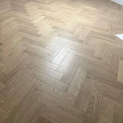 Инженерная доска Eparket Дуб Saint-Petersburg селект лак венгерская елка 540×90×15