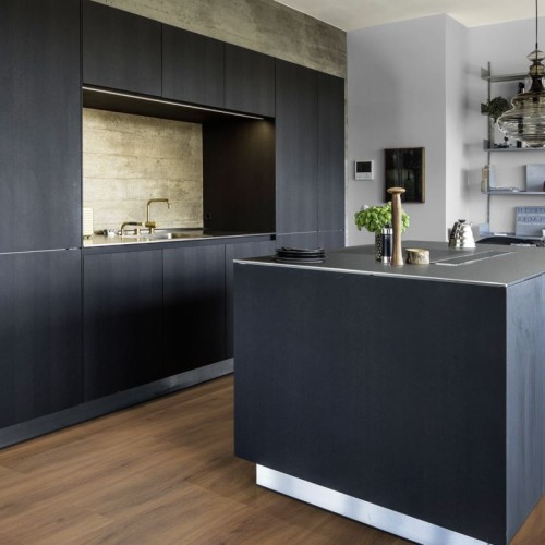 Кварцвиниловый SPC ламинат Kahrs Luxury Tiles Click 5 mm Redwood CLW 172 1210×172×5 Кварцвиниловый SPC ламинат Kahrs Luxury Tiles Click 5 mm Redwood CLW 172 1210×172×5