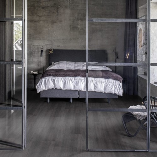 Кварцвиниловый SPC ламинат Kahrs Luxury Tiles Click 5 mm Schwarzwald CLW 172 1210×172×5 Кварцвиниловый SPC ламинат Kahrs Luxury Tiles Click 5 mm Schwarzwald CLW 172 1210×172×5