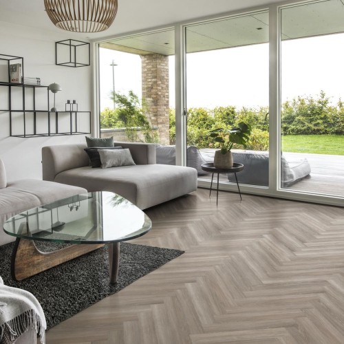 Кварцвиниловый SPC ламинат Kahrs Luxury Tiles Herringbone 5 mm Whinfell RL CHW 120 венгерская елка 720×120×5 Кварцвиниловый SPC ламинат Kahrs Luxury Tiles Herringbone 5 mm Whinfell RL CHW 120 венгерская елка 720×120×5