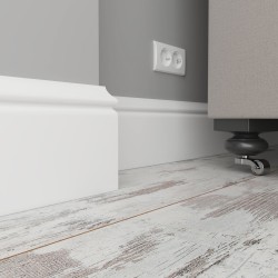 Плинтус крашеный Ultrawood белый Base 5500 p 2000×138×18