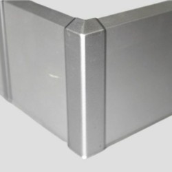 Угол алюминиевый внешний для плинтуса Modern Decor серебро матовое 2642