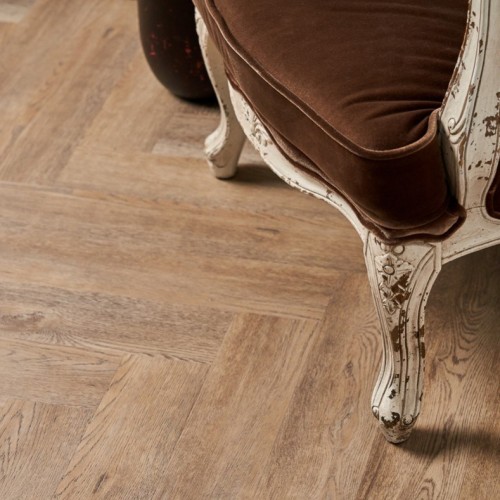 Кварцвиниловый SPC ламинат Vinilam Parquet Herringbone Паркет Северный IS11133 венгерская елка 720×120×6,5