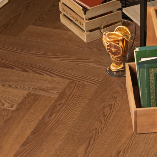 Кварцвиниловый SPC ламинат Vinilam Parquet Herringbone Паркет Винсент IS11200 венгерская елка 720×120×6,5