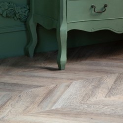 Кварцвиниловый SPC ламинат Vinilam Parquet Chevron Шеврон Шампань RI153616CL4 французская елка 1293×305×8,5