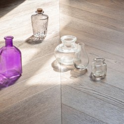 Кварцвиниловый SPC ламинат Vinilam Parquet Chevron Шеврон Шампань RI153616CL4 французская елка 1293×305×8,5