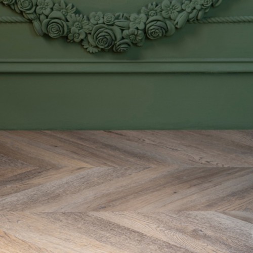 Кварцвиниловый SPC ламинат Vinilam Parquet Chevron Шеврон Шампань RI153616CL4 французская елка 1293×305×8,5