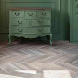 Кварцвиниловый SPC ламинат Vinilam Parquet Chevron Шеврон Шампань RI153616CL4 французская елка 1293×305×8,5