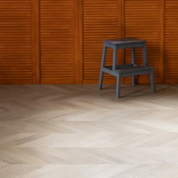 Кварцвиниловый SPC ламинат Vinilam Parquet Chevron Шеврон Сезар RI4445118CL4 французская елка 1293×305×8,5