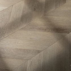 Кварцвиниловый SPC ламинат Vinilam Parquet Chevron Шеврон Сезар RI4445118CL4 французская елка 1293×305×8,5