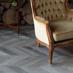 Кварцвиниловый SPC ламинат Vinilam Parquet Chevron Шеврон Легран RI444515CL4 французская елка 1293×305×8,5