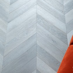 Кварцвиниловый SPC ламинат Vinilam Parquet Chevron Шеврон Легран RI444515CL4 французская елка 1293×305×8,5