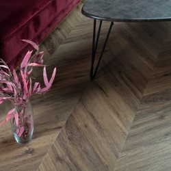 Кварцвиниловый SPC ламинат Vinilam Parquet Chevron Шеврон Лувр I107516 французская елка 1293×305×8,5