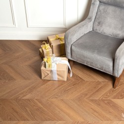 Кварцвиниловый SPC ламинат Vinilam Parquet Chevron Шеврон Плезир I1651102 французская елка 1293×305×8,5
