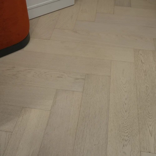 Композитная паркетная доска Quartz Parquet Елка Дуб песочный 33-408 венгерская елка 635×127×5 Композитная паркетная доска Quartz Parquet Елка Дуб песочный 33-408 венгерская елка 635×127×5