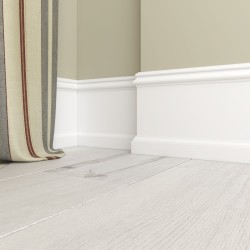 Плинтус крашеный Ultrawood белый Base 5800 p 2000×230×20