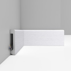 Плинтус Decomaster Дуб белый D235-70 2400×80×17