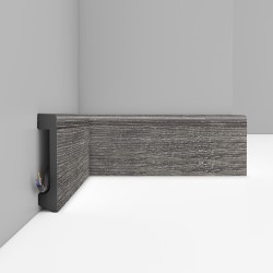 Плинтус Decomaster Дуб скандинавский D235-86 2400×80×17