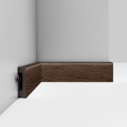 Плинтус Decomaster Орех D234-81 2400×58×16