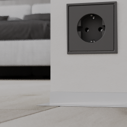 Микроплинтус алюминиевый Ликорн Лайн С-05.25.2 L серебристый матовый 2500×25,8×16