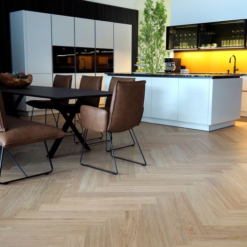 Паркетная доска Stockl B:hard Modern Дуб Стиль Коттон вайт 18995 венгерская елка 774×129×11 Паркетная доска Stockl B:hard Modern Дуб Стиль Коттон вайт 18995 венгерская елка 774×129×11