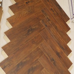 Кварцвиниловый SPC ламинат Evofloor Parguet Click Calcanha Калканхар P222-1 венгерская елка 640×128×4,5