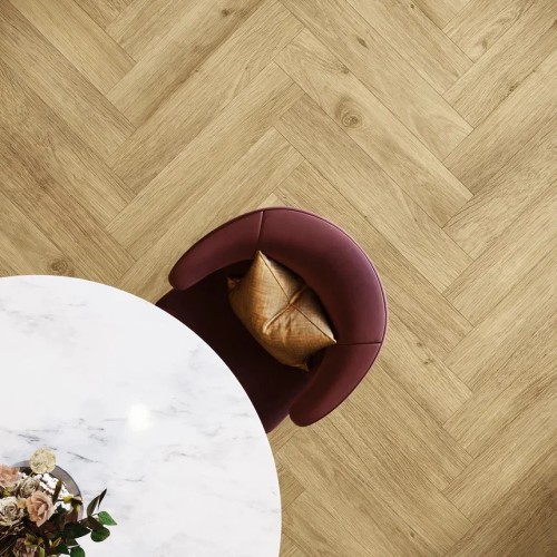 Кварцвиниловый SPC ламинат Invictus Maximus Herringbone Highland Oak Classic венгерская елка 743×145×5