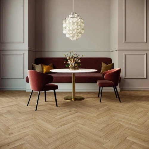 Кварцвиниловый SPC ламинат Invictus Maximus Herringbone Highland Oak Classic венгерская елка 743×145×5