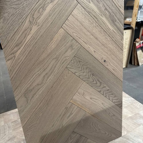 Инженерная доска HM Flooring Дуб Decor 31 Прайм венгерская ёлка 600×125×14 Инженерная доска HM Flooring Дуб Decor 31 Прайм венгерская ёлка 600×125×14