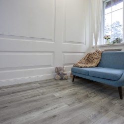 Кварцвиниловая плитка Damy Floor клеевая Family LVT Дуб Рустикальный Cерый TCM369-28-LVT 1227×187×2,5