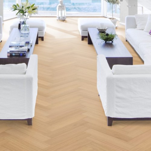 Паркетная доска Kahrs Life Authentic Herringbone Oak Chamomille Right LTCLRW5001R-121 Calm венгерская елка 593×121×10