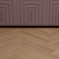 Кварцвиниловая плитка Vinilam клеевая Vinilpol Herringbone Glue Паркет Васко да Гама 9922 венгерская елка 609,6×152,4×2,5